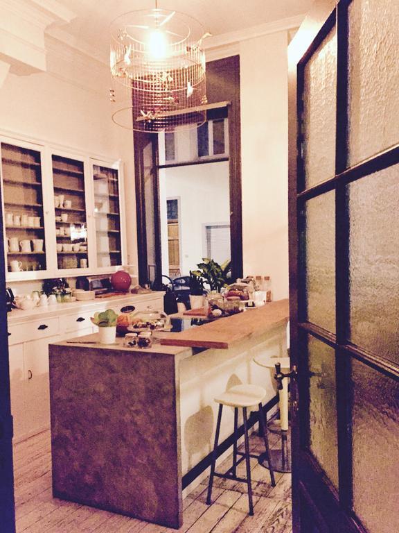 Sgt.Pepper'S Bnb Ixelles Exterior photo